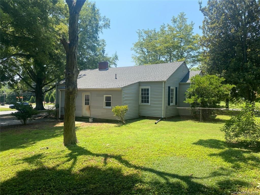 1300 Statesville Boulevard, Salisbury, NC 28144 MLS 3641660